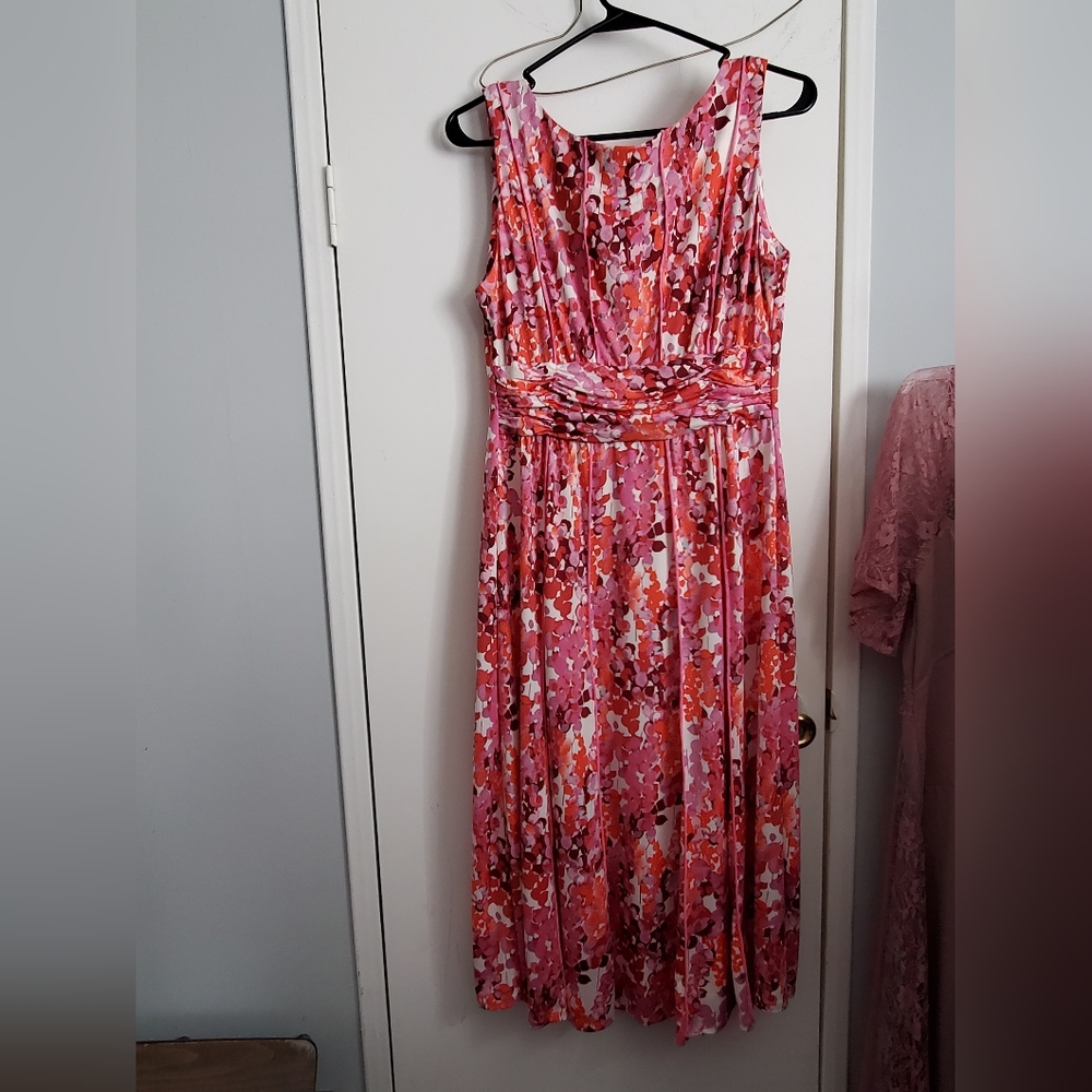 Women's floral medium dress